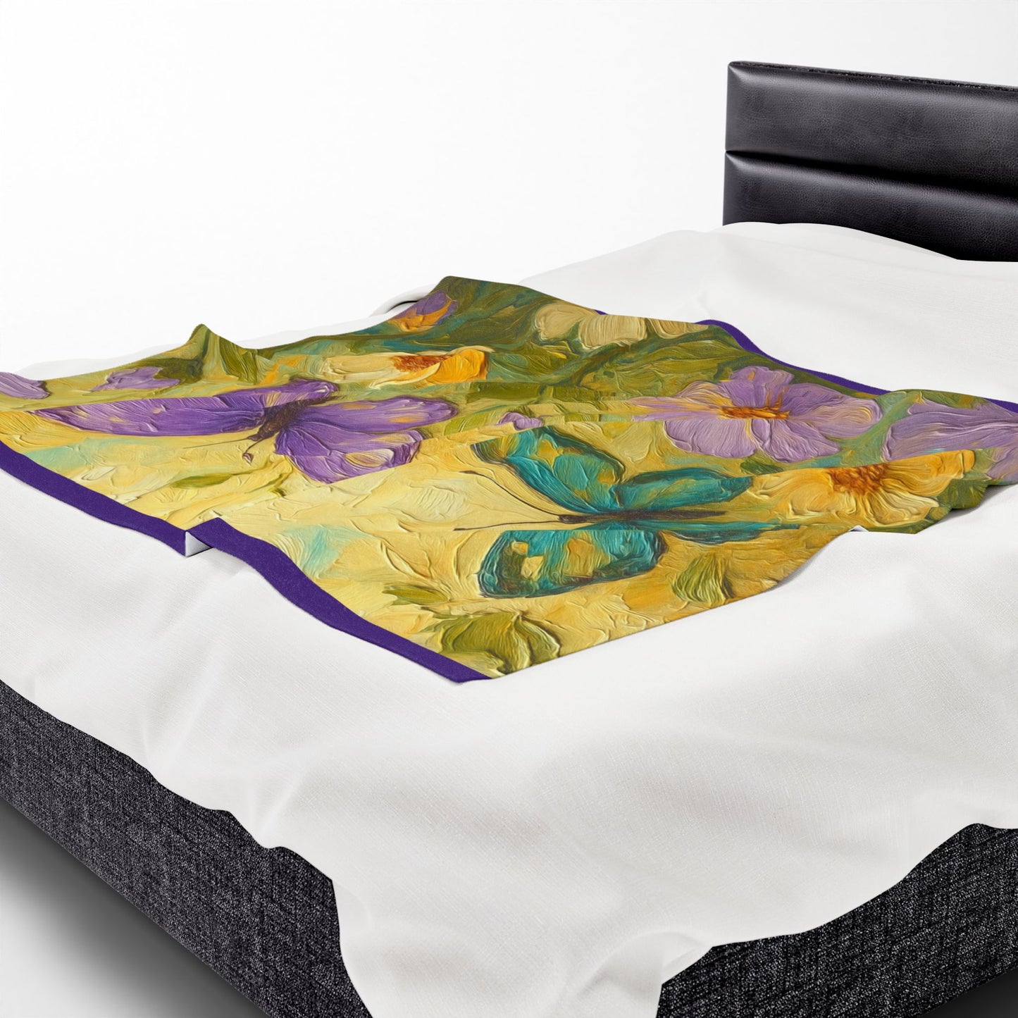 Bloomin' Beauties Plush Blanket