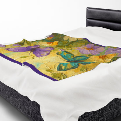 Bloomin' Beauties Plush Blanket